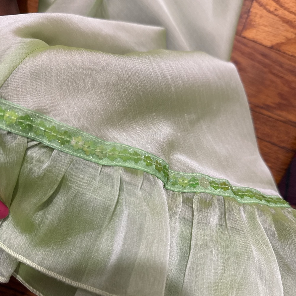 90s vintage lime green ruffle low rise skirt with sequin trim - Picture 9 of 9